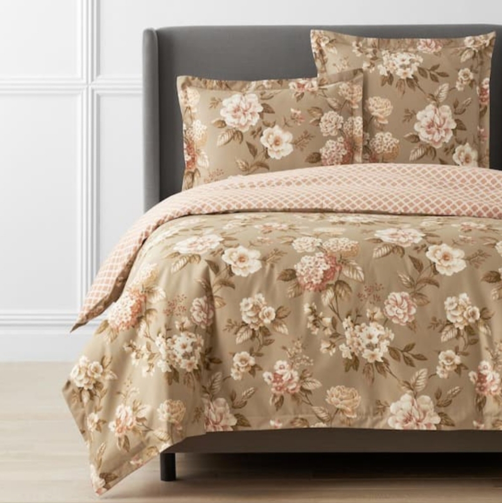 NEW The Company Store Sateen Stabdard Pillow Case Blooming Flowers Cocoa Brown